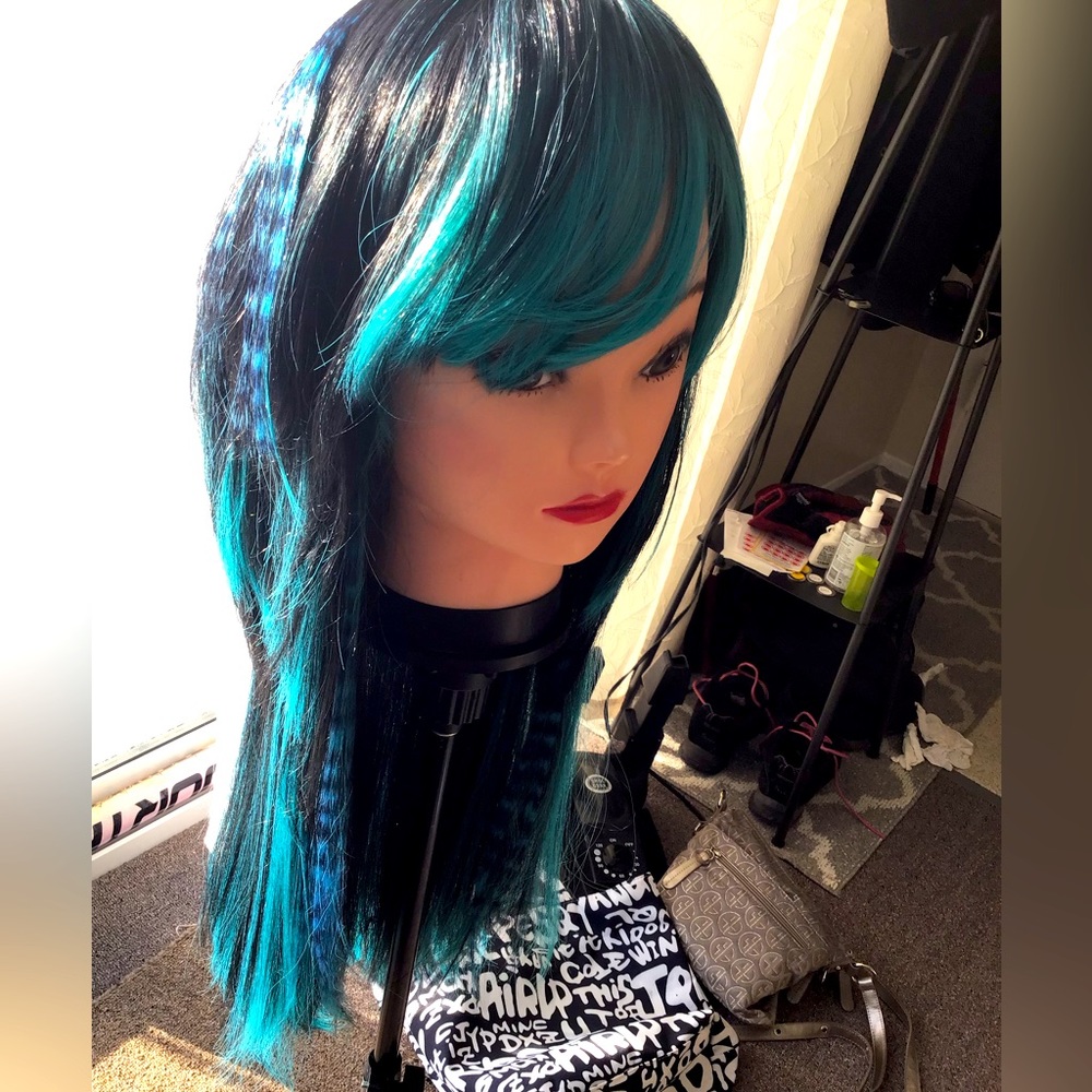 Emo scene goth wolf cut wig Black Teal raccoon tail highlight